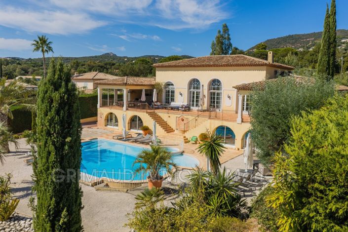 Image No.2-6 Bed House for sale