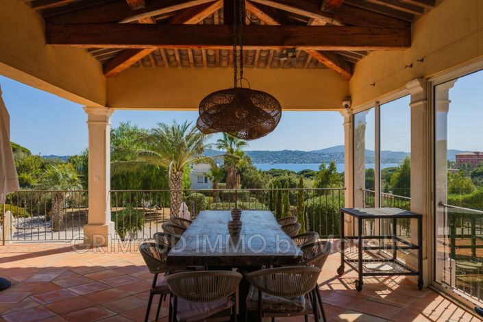 Image No.6-6 Bed House for sale