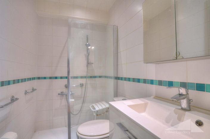 Image No.9-2 Bed House for sale
