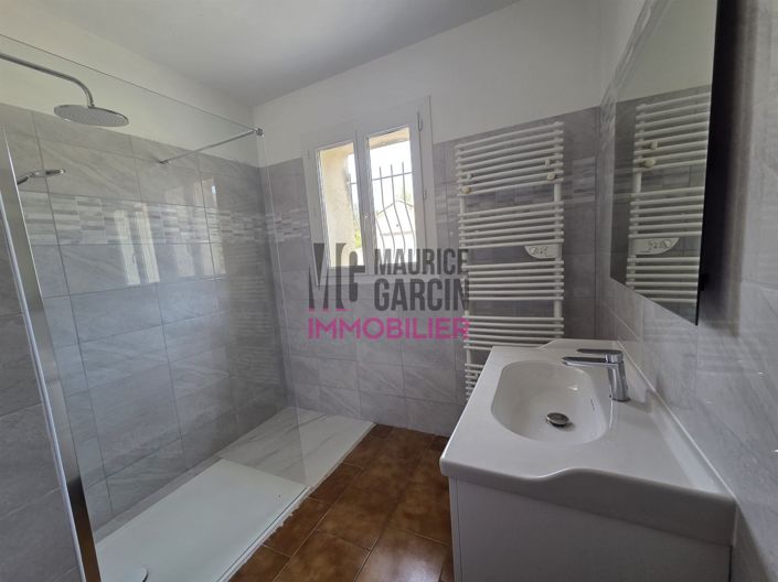 Image No.14-7 Bed House for sale