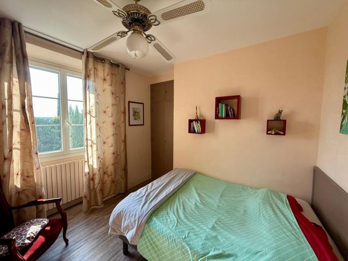 Image No.19-3 Bed House for sale