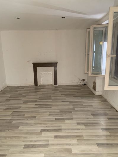 Image No.2-3 Bed House for sale