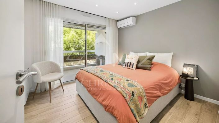 Image No.13-1 Bed Apartment for sale