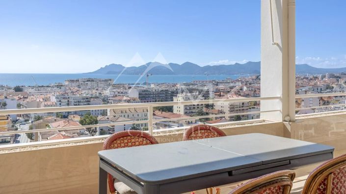 Image No.14-2 Bed Apartment for sale