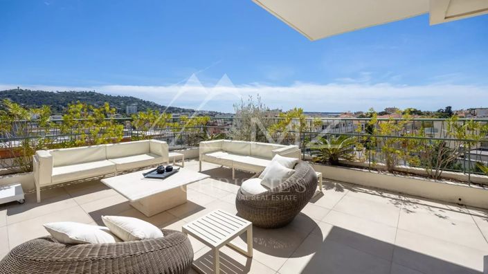 Image No.4-3 Bed Apartment for sale