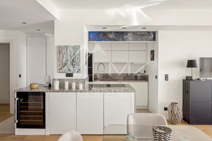 Image No.6-3 Bed Apartment for sale