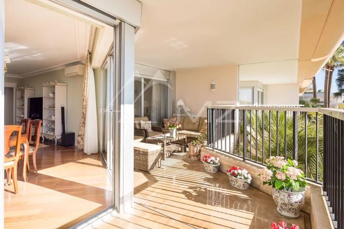 Image No.2-Appartement de 3 chambres à vendre à Cannes