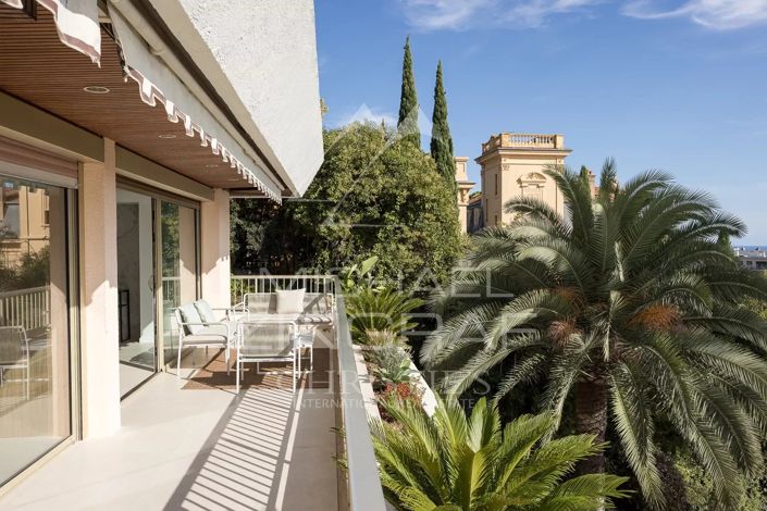 Image No.20-4 Bed Apartment for sale
