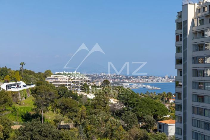 Image No.24-4 Bed Apartment for sale