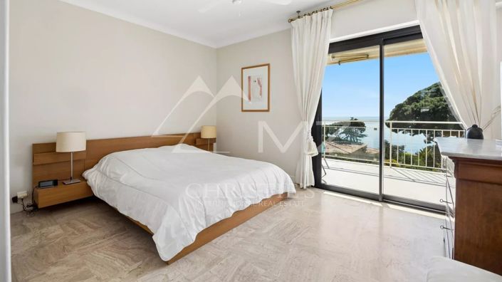 Image No.12-3 Bed Apartment for sale