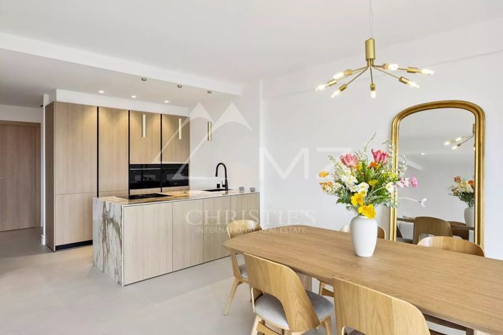 Image No.17-2 Bed Apartment for sale