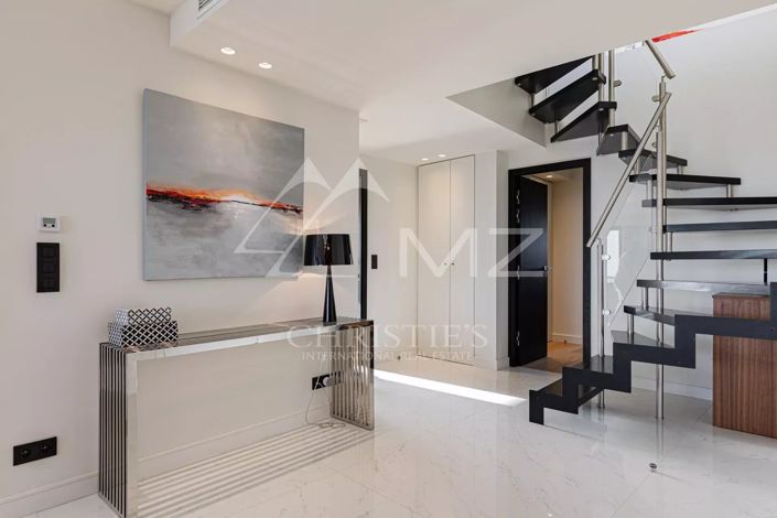 Image No.17-4 Bed Apartment for sale