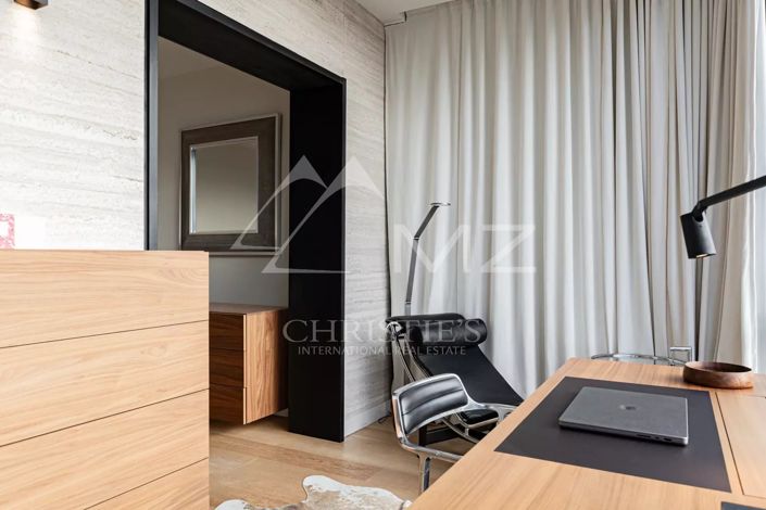 Image No.23-4 Bed Apartment for sale