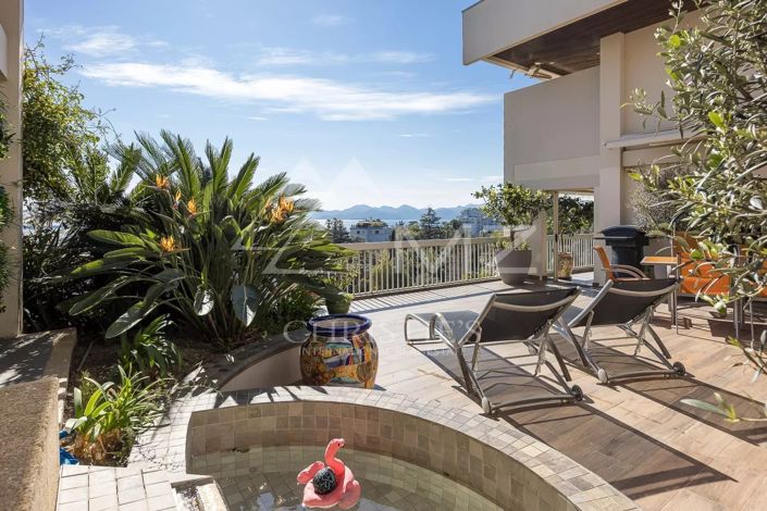 Image No.4-4 Bed Apartment for sale