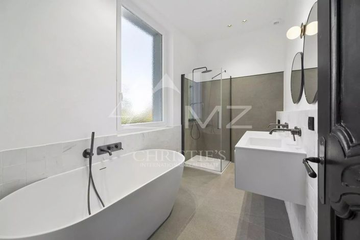 Image No.11-4 Bed Apartment for sale