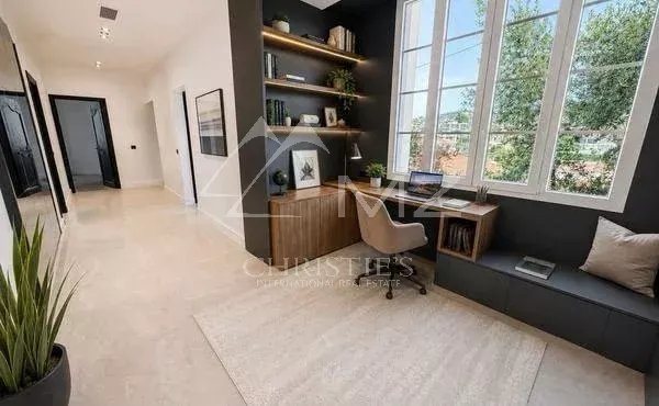 Image No.15-4 Bed Apartment for sale