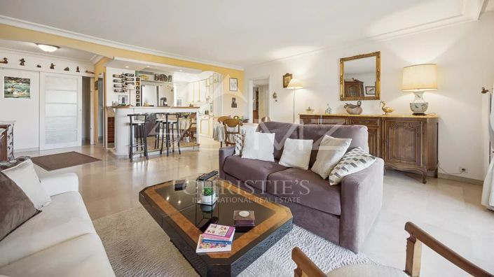 Image No.8-3 Bed Apartment for sale