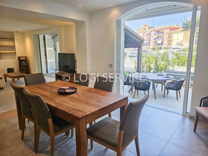 Image No.4-4 Bed House for sale