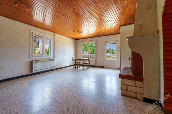 Image No.7-2 Bed House for sale