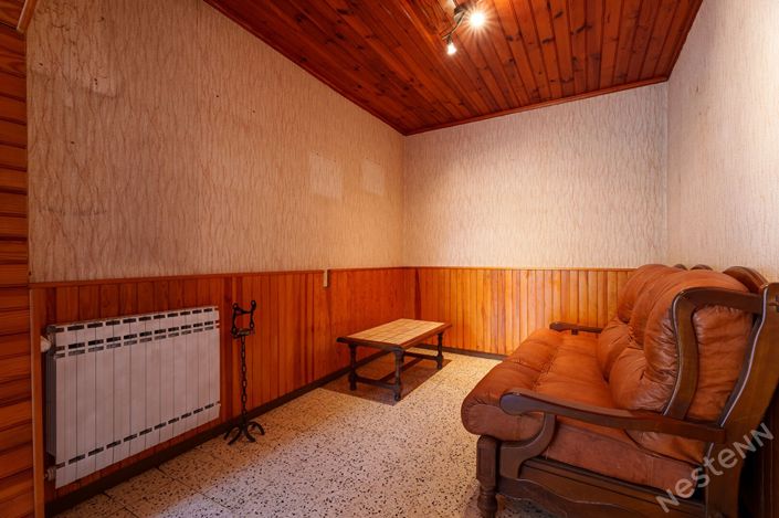 Image No.8-2 Bed House for sale