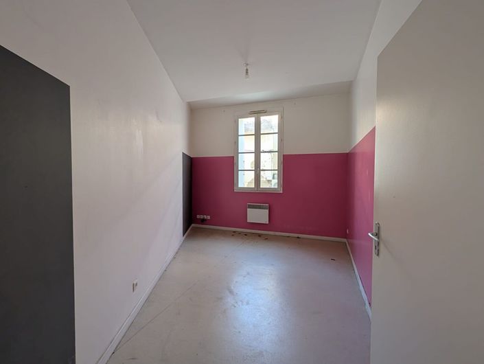 Image No.2-House for sale