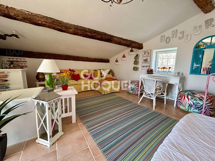 Image No.9-3 Bed House for sale