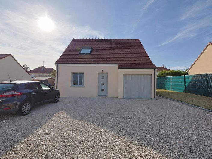 Image No.12-4 Bed House for sale