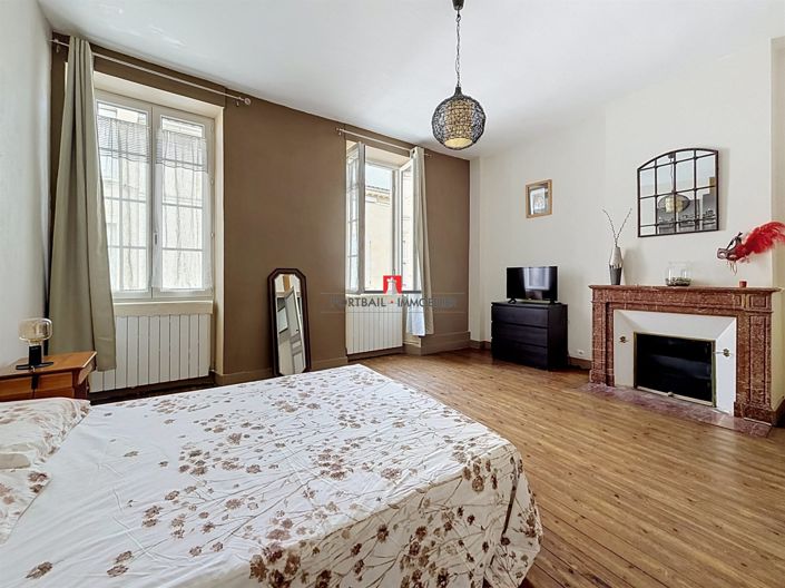 Image No.12-5 Bed House for sale