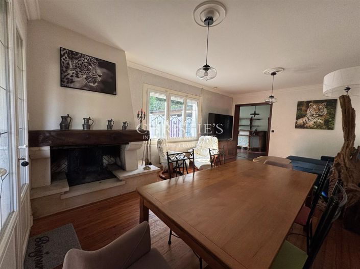Image No.17-5 Bed House for sale