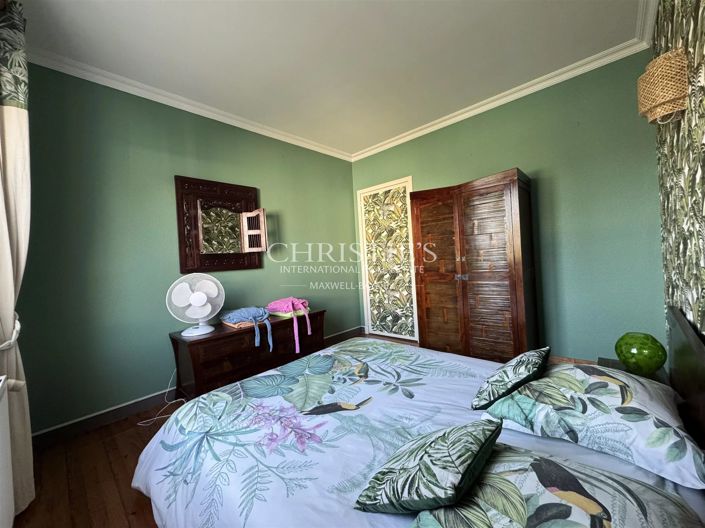 Image No.19-5 Bed House for sale