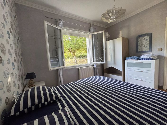 Image No.21-5 Bed House for sale
