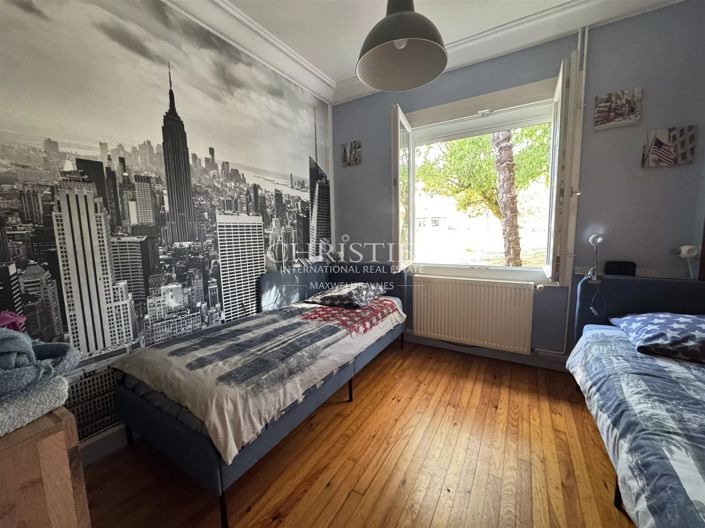 Image No.22-5 Bed House for sale