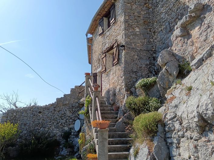 Image No.4-2 Bed House for sale