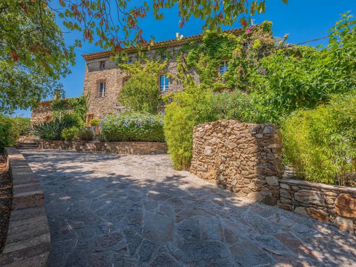 Image No.4-12 Bed House for sale