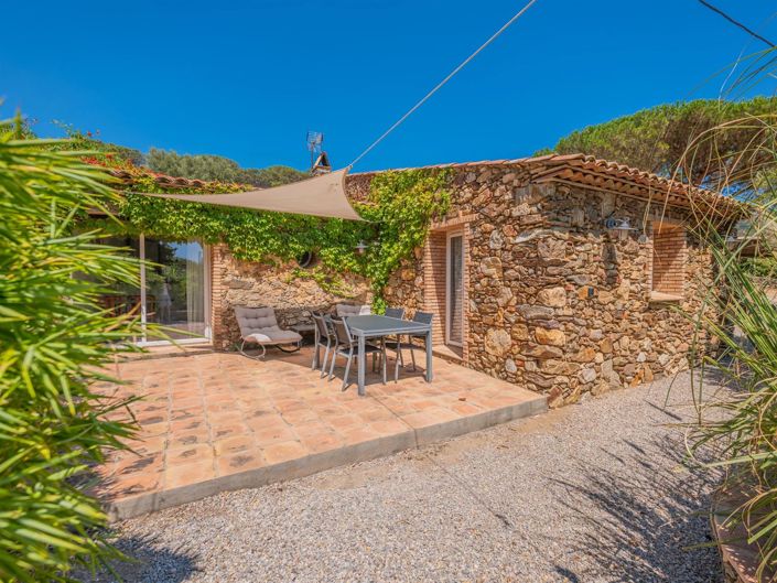 Image No.5-12 Bed House for sale