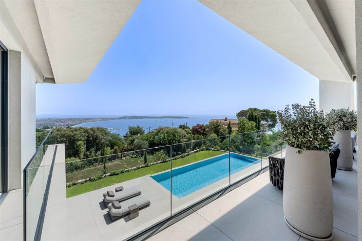 Image No.21-5 Bed House for sale