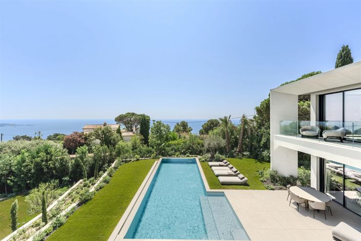 Image No.22-5 Bed House for sale