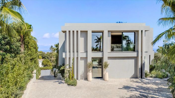 Image No.42-5 Bed House for sale
