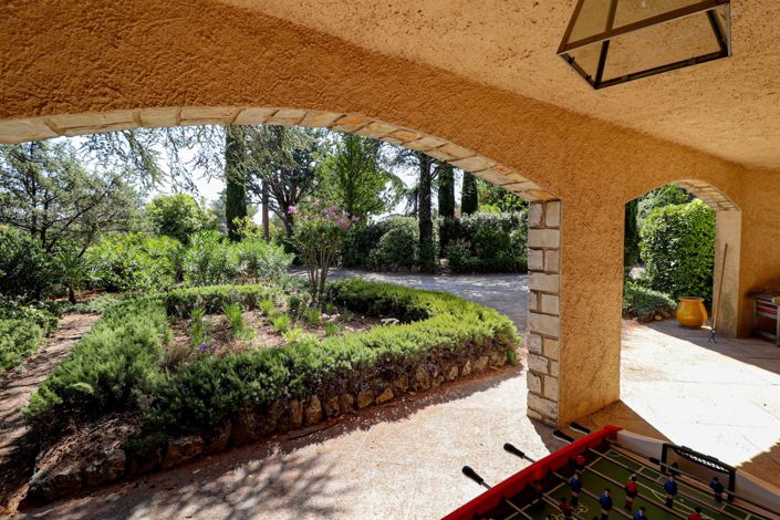 Image No.17-5 Bed House for sale
