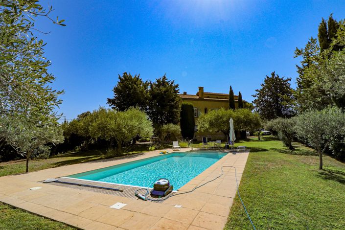 Image No.32-5 Bed House for sale