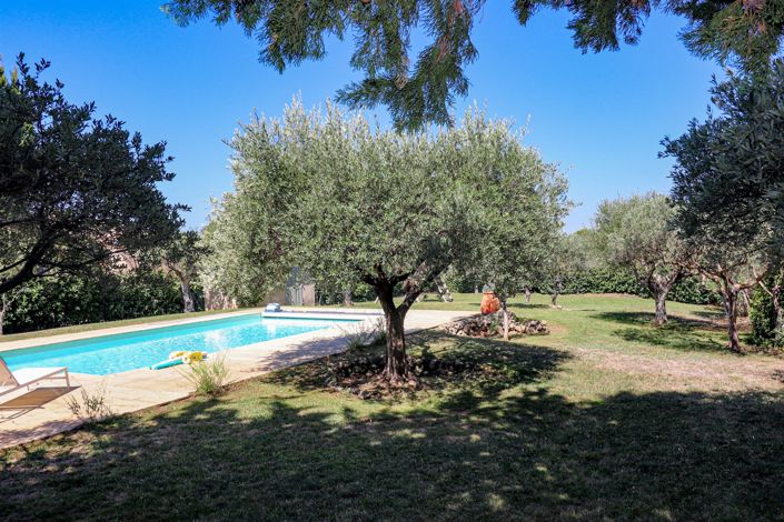 Image No.42-5 Bed House for sale