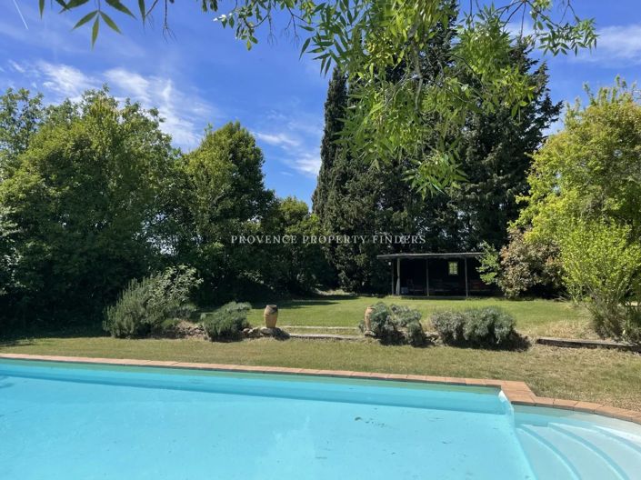 Image No.11-6 Bed House for sale