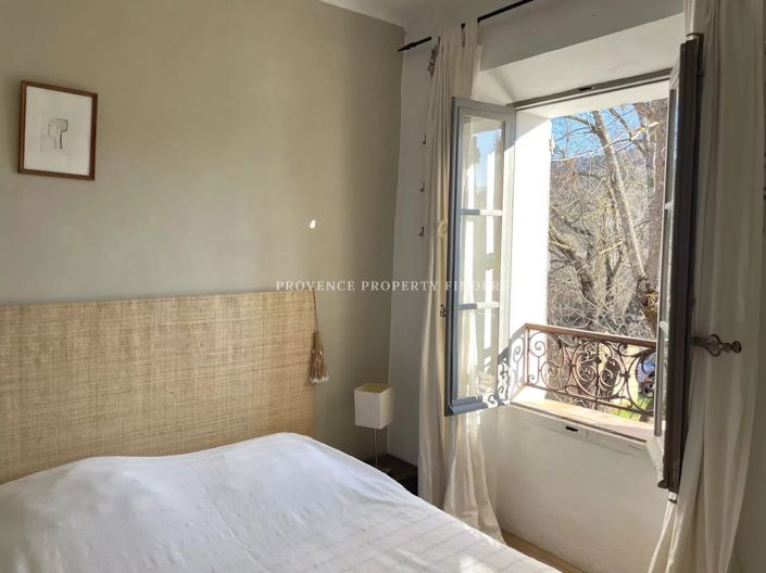 Image No.14-6 Bed House for sale