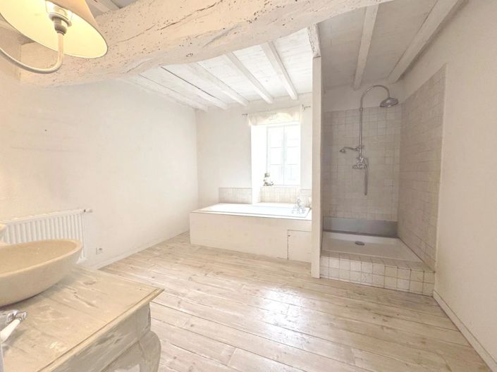 Image No.16-4 Bed House for sale