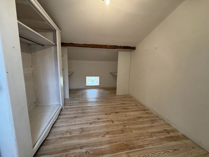 Image No.19-4 Bed House for sale