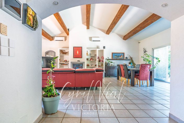 Image No.5-4 Bed House for sale