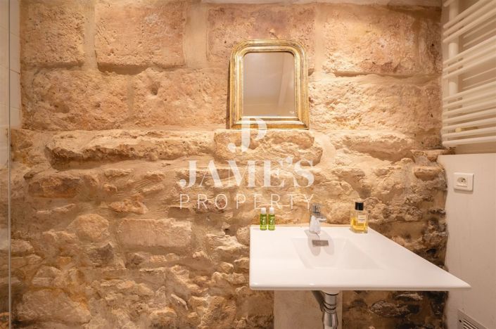 Image No.16-7 Bed House for sale