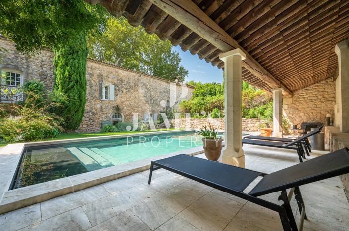 Image No.6-7 Bed House for sale
