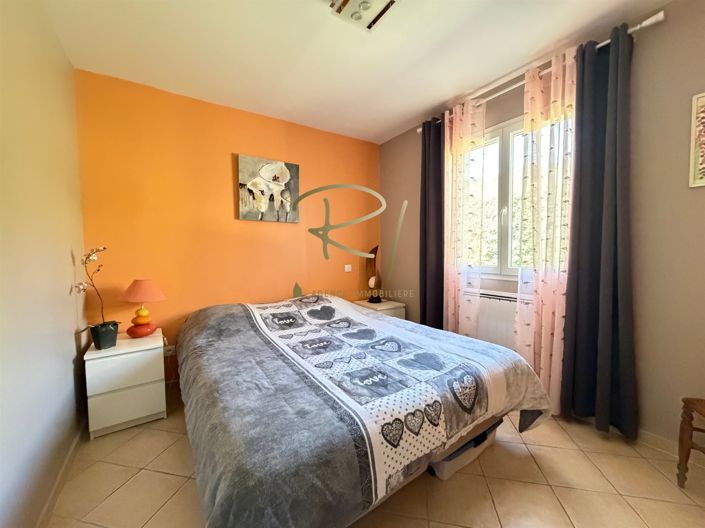 Image No.7-3 Bed House for sale