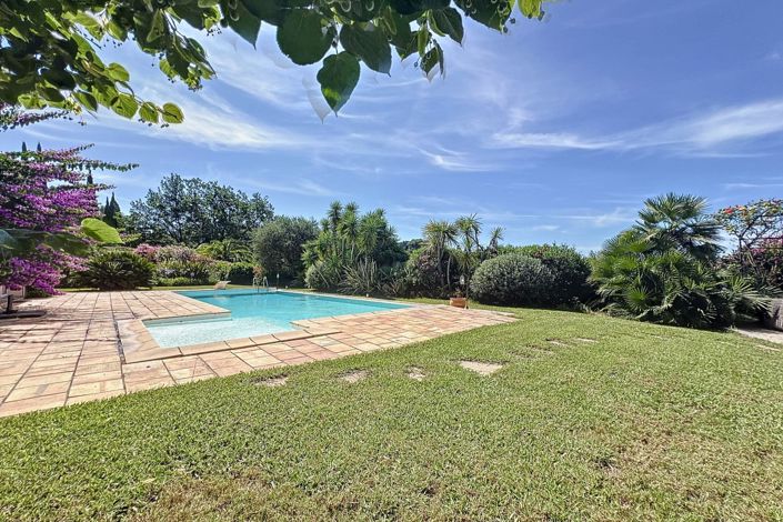 Image No.9-4 Bed House for sale